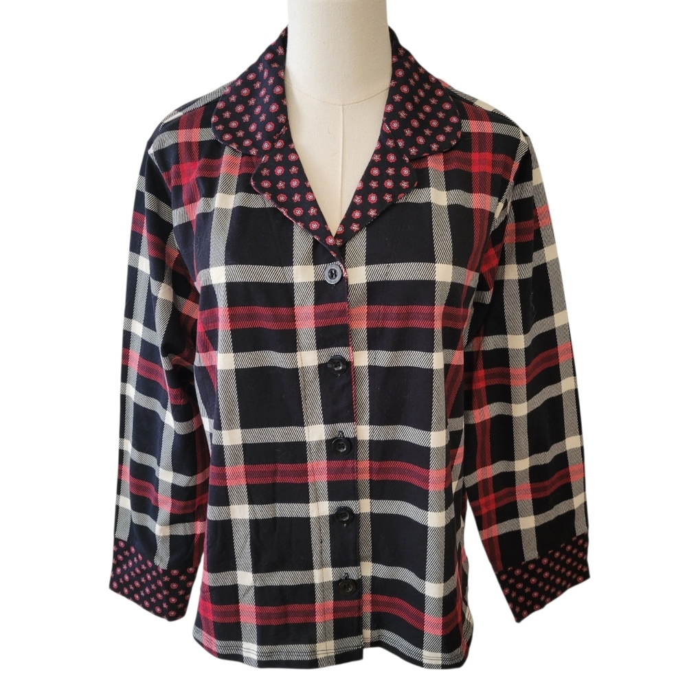 NWT Vera Bradley Black & Red Plaid Cotyon Pajama Top Size Medium‎